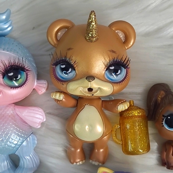 L.O.L. Surprise! Mini Doll Toy Lot Six Pieces Glitter Dog Mermaid Plastic Toys - Picture 4 of 13